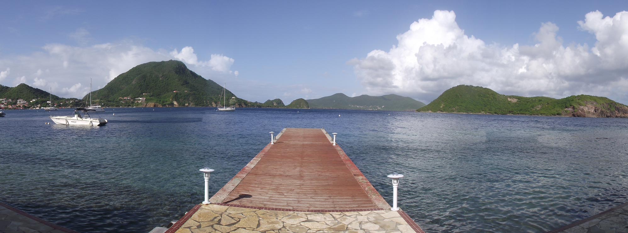 hotel-kanaoa-terre-de-haut-vue-mer-baie-des-saintes-guadeloupe.jpg